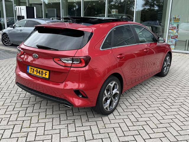 KIA CEE D Ceed 1.4 T-GDi ExecutiveLine Airco|Lmv|Camera|Schuifdak