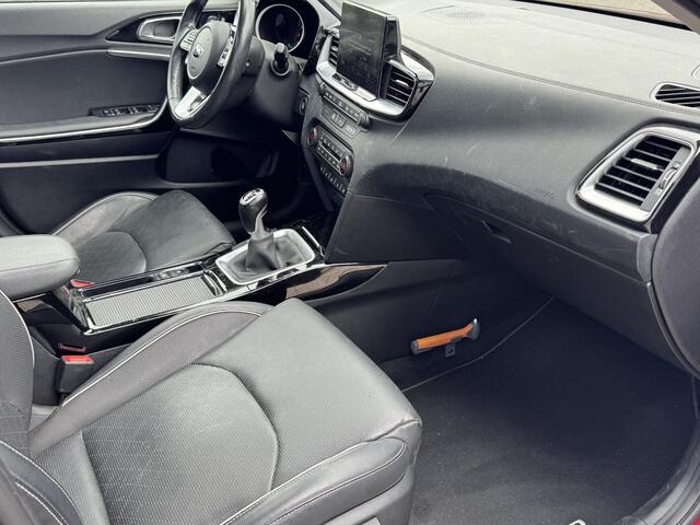 KIA CEE D Ceed 1.4 T-GDi ExecutiveLine Airco|Lmv|Camera|Schuifdak