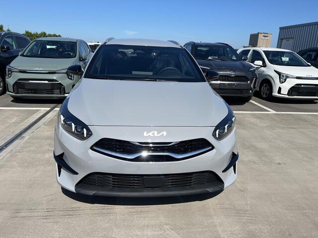 KIA CEE D Ceed Sportswagon 1.0 T-GDi MHEV Design Edition uit voorraad leverbaar.
