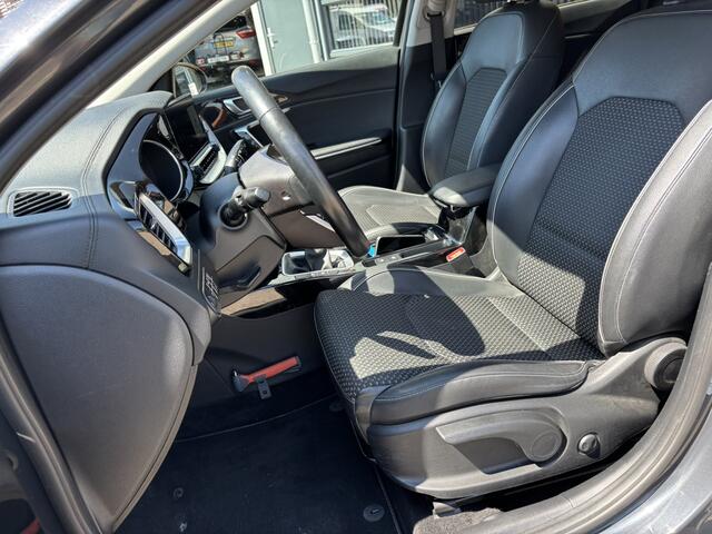 KIA CEE D Ceed Sportswagon 1.5 T-GDi DynamicPlusLine / Afneembare Trekhaak / NL Auto / Cruise Control / Airco / Navi / Apple Carplay/Android Auto