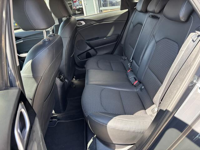 KIA CEE D Ceed Sportswagon 1.5 T-GDi DynamicPlusLine / Afneembare Trekhaak / NL Auto / Cruise Control / Airco / Navi / Apple Carplay/Android Auto