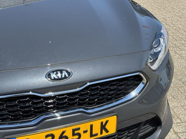 KIA CEE D Ceed Sportswagon 1.5 T-GDi DynamicPlusLine / Afneembare Trekhaak / NL Auto / Cruise Control / Airco / Navi / Apple Carplay/Android Auto