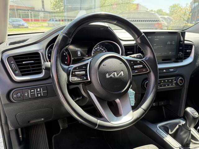 KIA CEE D Ceed Sportswagon BWJ 2022 | 1.0 T-GDi 120PK ComfortLine | CLIMA | NAVI | CRUISE | TREKHAAK | PDC |