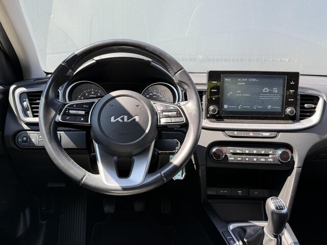 KIA CEE D Ceed Sportswagon BWJ 2022 | 1.0 T-GDi 120PK ComfortLine | CLIMA | NAVI | CRUISE | TREKHAAK | PDC |