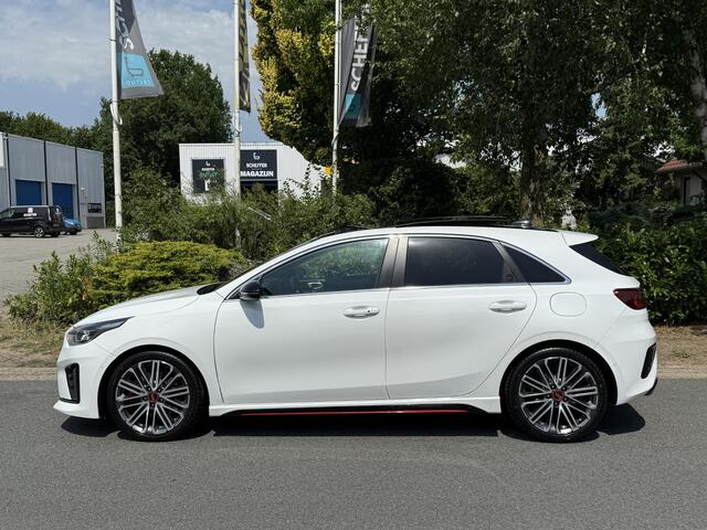 KIA CEE D Ceed 1.6 T-GDi GT 204PK AutomaatoPanooJBL