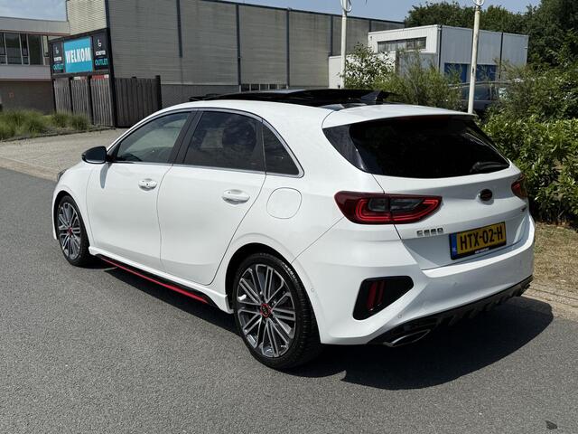 KIA CEE D Ceed 1.6 T-GDi GT 204PK AutomaatoPanooJBL