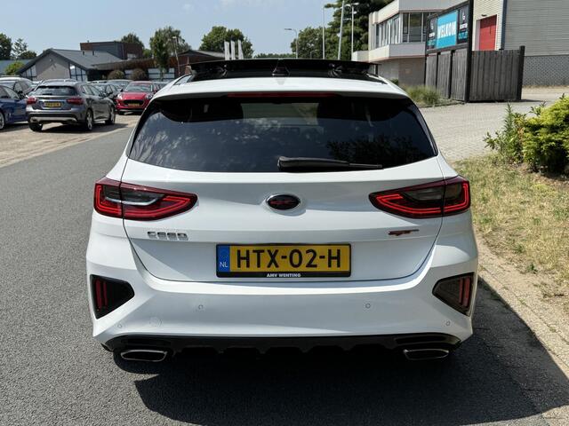 KIA CEE D Ceed 1.6 T-GDi GT 204PK AutomaatoPanooJBL