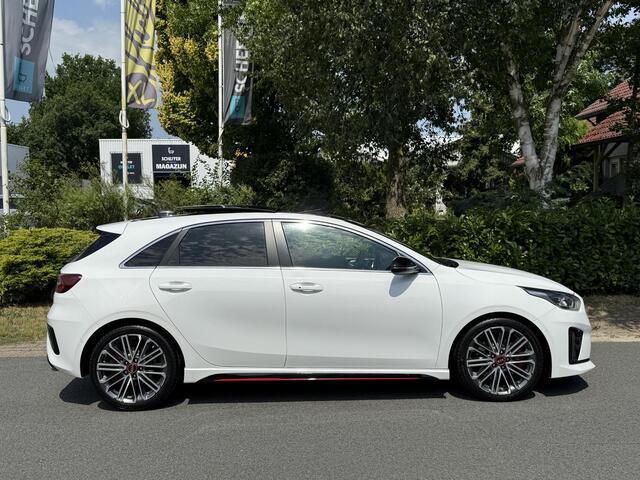 KIA CEE D Ceed 1.6 T-GDi GT 204PK AutomaatoPanooJBL