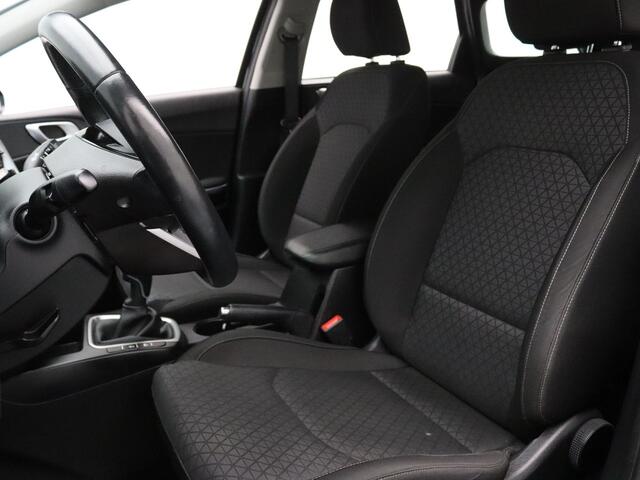 KIA CEE D Ceed Sportswagon 120pk T-GDi DynamicLine Camera | Climate | Cruise | Navi | Parkeersens. achter