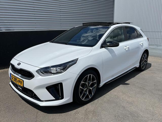KIA CEE D Ceed 1.0 T-GDi GT-Line Schuif/kanteldak, Navigatie, 18" LMV, Stoel- & Stuurwielverwarming, Nieuw geleverd en dealeronderhouden