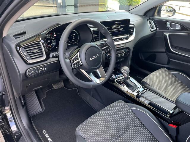 KIA CEE D Ceed 1.5 T-GDi DCT DynamicPlusLine Nieuw uit voorraad leverbaar met tot 10jr. Kia garantie!