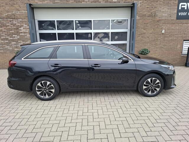 KIA CEE D Ceed Sportswagon 1.6 GDI PHEV DynamicPlusLine