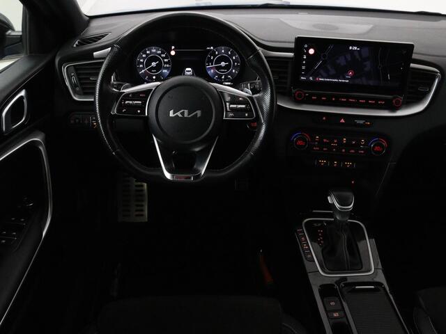 KIA CEE D Ceed 1.5 T-GDi GT-Line | Panoramadak | Stoel & stuurverwarming | Adaptive cruise | Trekhaak | Leder/Alcantara | Carplay | Camera | Digital Cockpit | Full LED