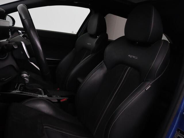 KIA CEE D Ceed 1.5 T-GDi GT-Line | Panoramadak | Stoel & stuurverwarming | Adaptive cruise | Trekhaak | Leder/Alcantara | Carplay | Camera | Digital Cockpit | Full LED