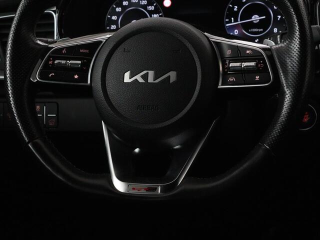 KIA CEE D Ceed 1.5 T-GDi GT-Line | Panoramadak | Stoel & stuurverwarming | Adaptive cruise | Trekhaak | Leder/Alcantara | Carplay | Camera | Digital Cockpit | Full LED