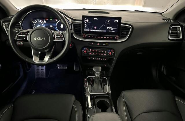 KIA CEE D Ceed Sportswagon 1.6 GDI PHEV ExecutiveLine | 10 jaar garantie, Schuifdak, Stoelventilatie, Elektr. Stoel, Digitaal Display, Leer, Elektr. achterklep, 1e eigenaar, Dealer onderhouden, 1300kg trekgewicht!