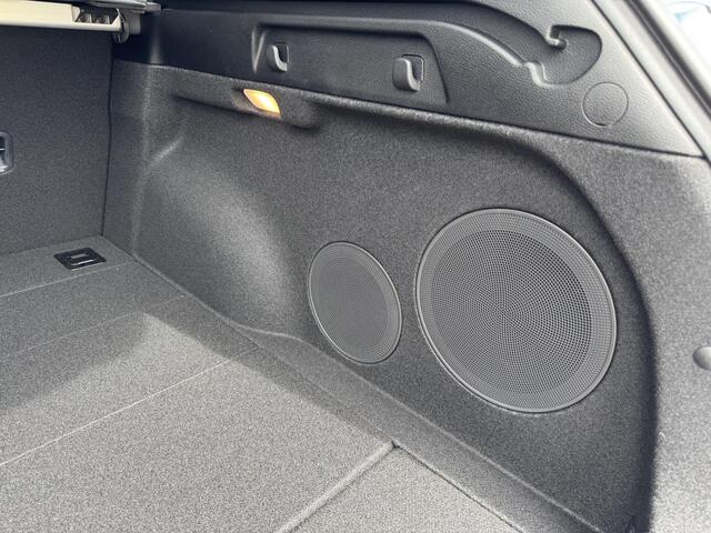 KIA CEE D Ceed SW 1.0 T-GDi Design Edition | JBL audio | Stoelverwarming/ Stuurwielverwarming| Elektrische Achterklep | Keyless | Camera | Navigatie
