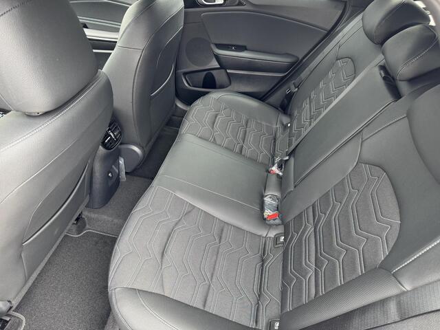 KIA CEE D Ceed SW 1.0 T-GDi Design Edition | JBL audio | Stoelverwarming/ Stuurwielverwarming| Elektrische Achterklep | Keyless | Camera | Navigatie