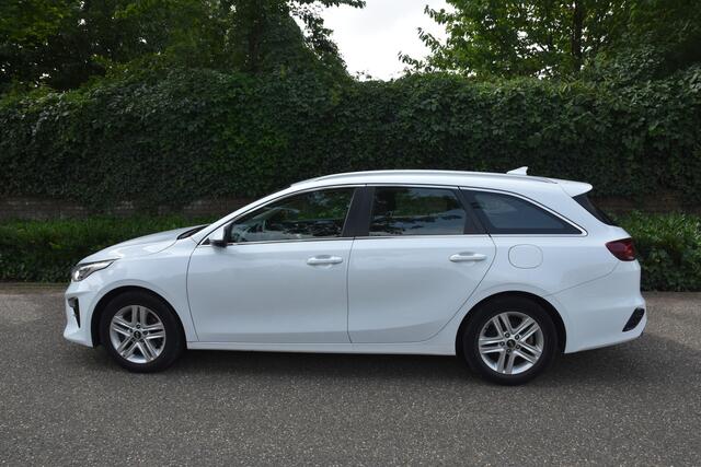 KIA CEE D Ceed Sportswagon 1.0 T-GDi DynamicLine | 120PK | TREKHAAK | CARPLAY | CAMERA