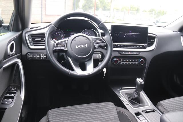 KIA CEE D Ceed Sportswagon 1.5 T-GDi DynamicLine Slechts 28dkm!!