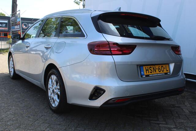 KIA CEE D Ceed Sportswagon 1.0 T-GDi ComfortLine Airco l Cruise control l AppleCarPlay/AndroidAuto l Navigatie l Parkeer camera