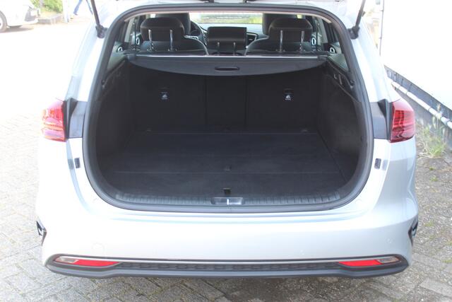 KIA CEE D Ceed Sportswagon 1.0 T-GDi ComfortLine Airco l Cruise control l AppleCarPlay/AndroidAuto l Navigatie l Parkeer camera