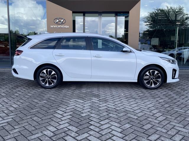 KIA CEE D Ceed Sportswagon 1.6 GDI PHEV ExecutiveLine | 1/2 leder | elektrisch bedienbare stoelen