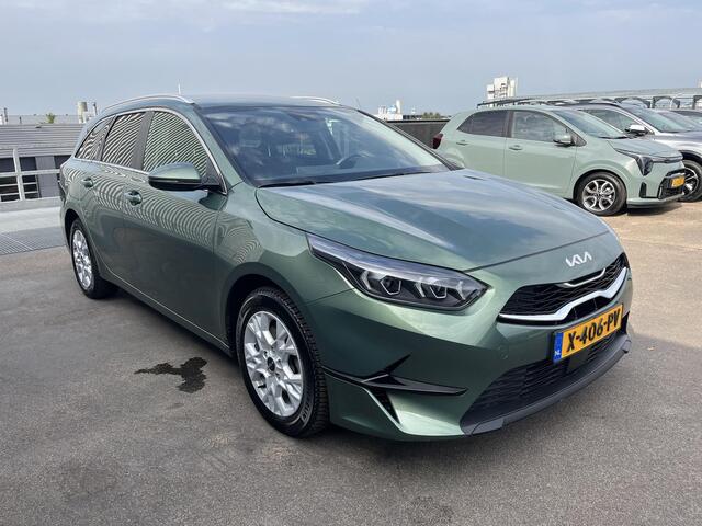 KIA CEE D Ceed Sportswagon 1.0 T-GDi DynamicPlusLine Navigatie, Dodehoekdetectie, Stoel- & Stuurwiel verwarmd, Elek. Achterklep, 1e eign. NL-auto. BTW-auto