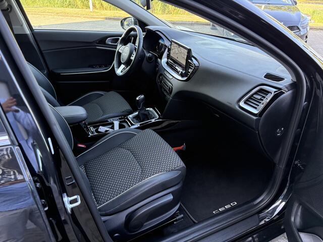 KIA CEE D Ceed Sportswagon 1.0 T-GDi DynamicPlusLine info Roel 0492-588951