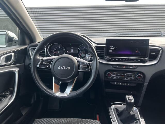 KIA CEE D Ceed Sportswagon 1.5 T-GDi DynamicPlusLine 6-BAK