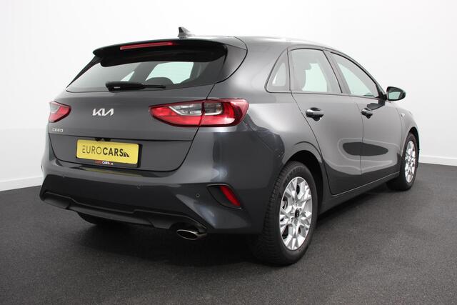 KIA CEE D Ceed 1.0 T-GDi Comfort Navigatie Apple Carplay/ Android Auto Camera DAB Airco Stoelverwarming Cruise Control