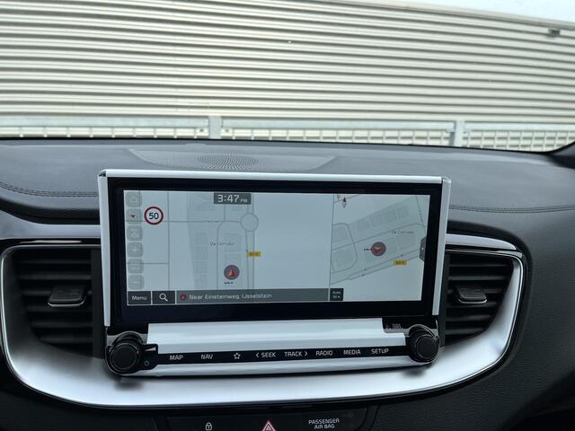 KIA CEE D Ceed SW 1.5 T-GDi GT-PlusLine AUTOMAAT NIEUW!!! | LEDER/ALCANTARA | SCHUIFDAK | NAVIGATIE
