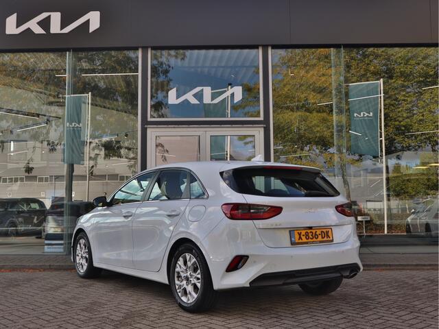 KIA CEE D Ceed 1.0 T-GDi DynamicLine | Climate Control | Cruise Control | Navigatie | Camera | 6-bak | Tot 10Jr. Kia-Garantie