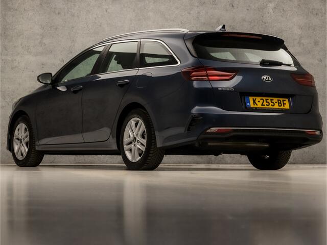 KIA CEE D Ceed Sportswagon 1.0 T-GDi DynamicLine (APPLE CARPLAY, GROOT NAVI, CAMERA, XENON, SPORTSTOELEN, PARKEERSENSOREN, LM VELGEN, CRUISE, LANE ASSIST, NIEUWSTAAT)
