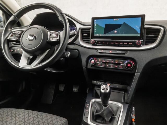 KIA CEE D Ceed Sportswagon 1.0 T-GDi DynamicLine (APPLE CARPLAY, GROOT NAVI, CAMERA, XENON, SPORTSTOELEN, PARKEERSENSOREN, LM VELGEN, CRUISE, LANE ASSIST, NIEUWSTAAT)