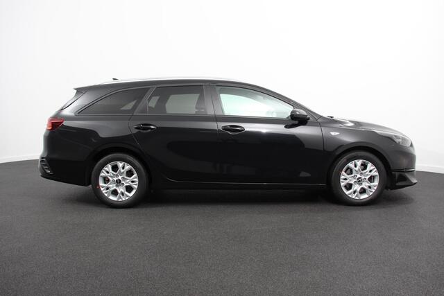 KIA CEE D Ceed Sportswagon 1.0 T-GDi Active Navigatie Apple Carplay/Android Auto Climate Control Camera Cruise Control Stoelverwarming
