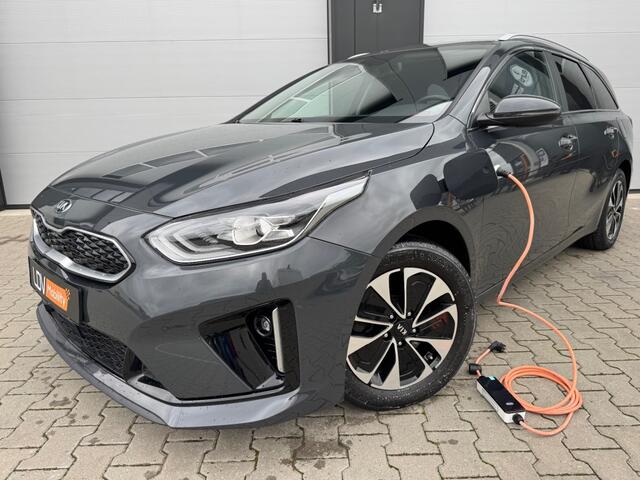 KIA CEE D PLUG-IN HYBRID VISION / Automaat / LED / Apple Carplay / Afneembare trekhaak.