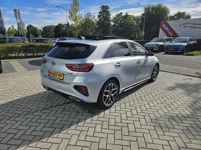 KIA CEE D Ceed 1.5 T-GDi GT-Line