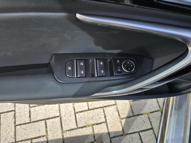 KIA CEE D Ceed 1.5 T-GDi GT-Line