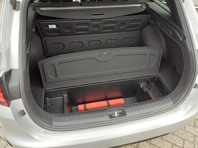 KIA CEE D Ceed Sportswagon 1.5 T-GDi MHEV GT-Line Edition | AUTOMAAT | CAMERA | NAVI | APPLE CARPLAY/ ANDROID AUTO | Wij bieden ook financiering mogelijkheden aan.