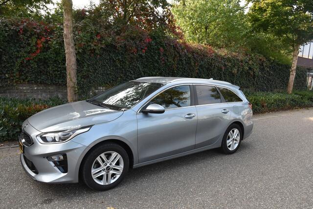 KIA CEE D Ceed Sportswagon 1.0 T-GDi DynamicPlusLine | 120PK | CARPLAY | CAMERA | TREKHAAK | STOEL VERW