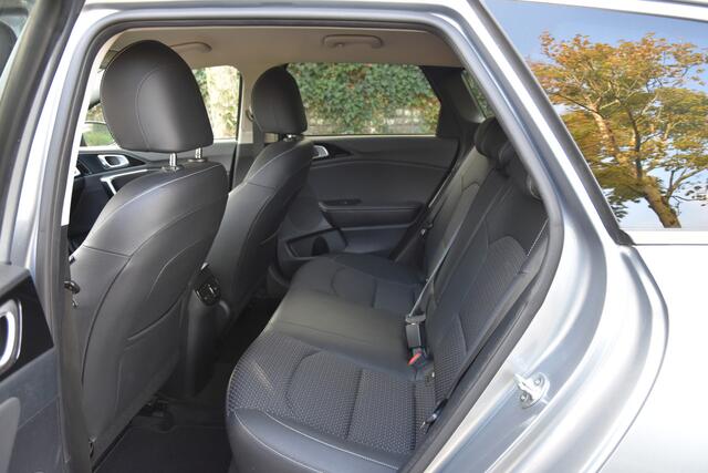 KIA CEE D Ceed Sportswagon 1.0 T-GDi DynamicPlusLine | 120PK | CARPLAY | CAMERA | TREKHAAK | STOEL VERW