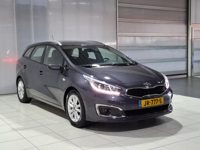KIA CEE D cee'd Sportswagon 1.6 GDI First Edition Trekhaak, Navigatie, Camera.