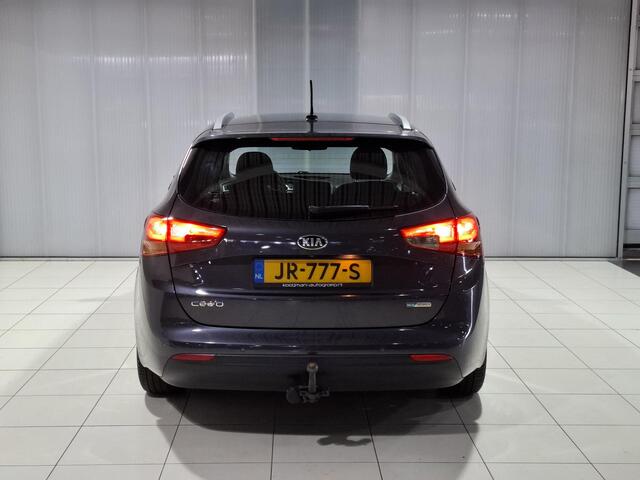 KIA CEE D cee'd Sportswagon 1.6 GDI First Edition Trekhaak, Navigatie, Camera.