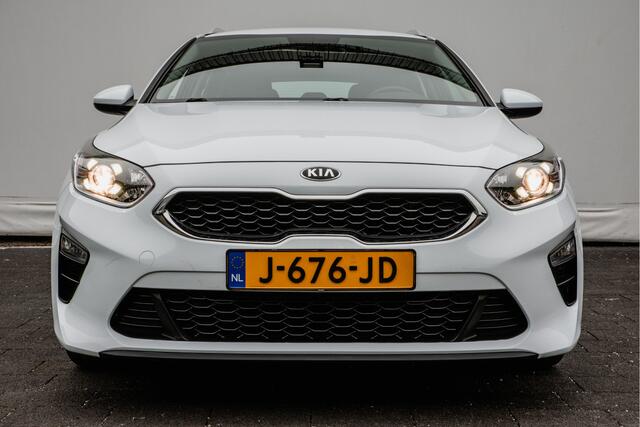 KIA CEE D Ceed Sportswagon 1.0 T-GDi Comfortline Camera/ DAB/ Carplay/ Cruise control/ Airco