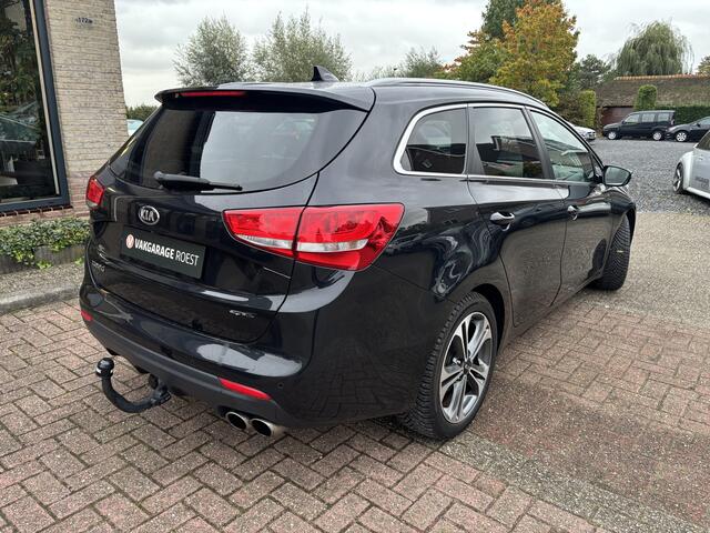 KIA CEE D Ceed Sportswagon 1.0 T-GDi GT-Line Summer Edition Trekhaak / All-Seasons / Panoramadak