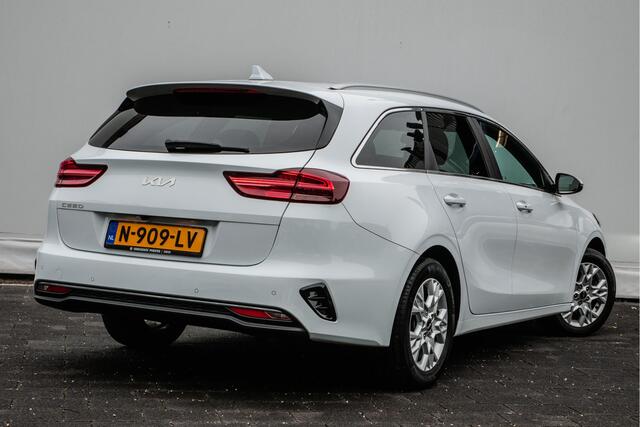 KIA CEE D Ceed Sportswagon 1.0 T-GDi DynamicPlusLine Stuur+stoelverwarming/ Camera/ Elek. achterklep/ Blindspot/ Carplay