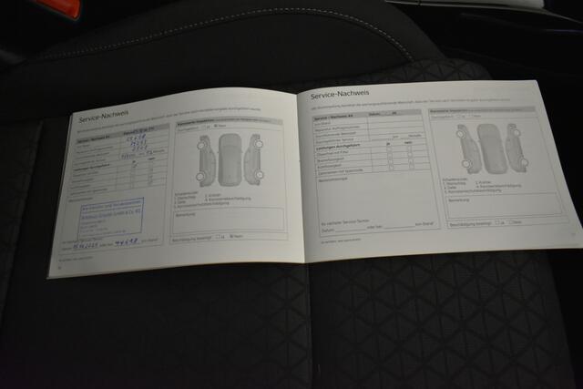 KIA CEE D Ceed Sportswagon 1.6 GDI PHEV DynamicLine Camera Dodeh Detec