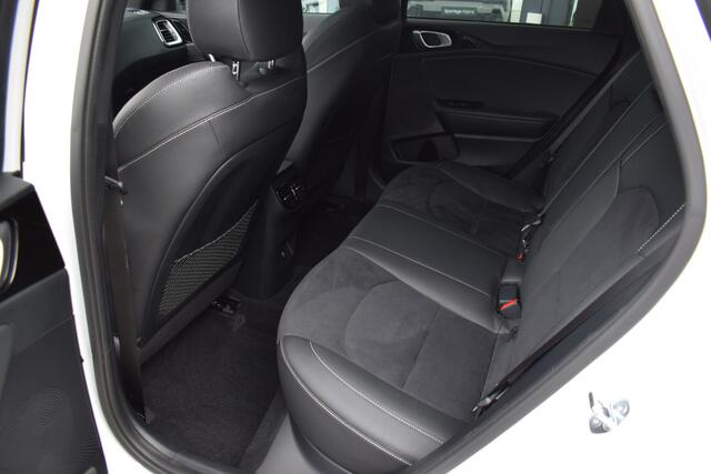 KIA CEE D Ceed 1.5 T-GDi GT-PlusLine DCT7-Autom. | Cruise Control Adaptief | Navigatie | Camera | Panoramadak | Tot 10Jr. Kia-Garantie