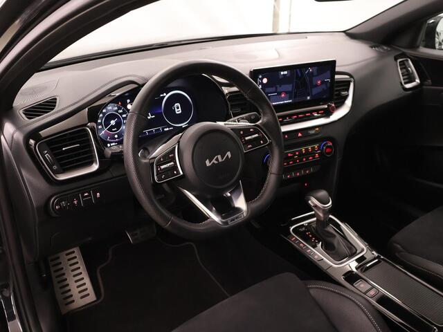 KIA CEE D Ceed 1.5 T-GDi GT-Line | Panoramadak | Stoel/Stuurwielverwarming | Navigatie | Parkeercamera | Climate control